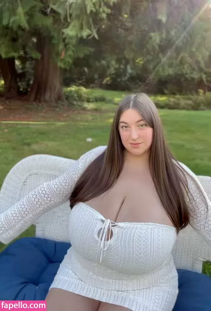 Hazel May Onlyfans Photo Gallery 