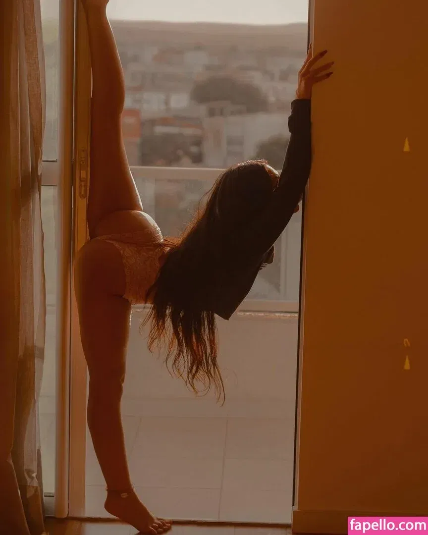 Flexible Beauties Onlyfans Photo Gallery 