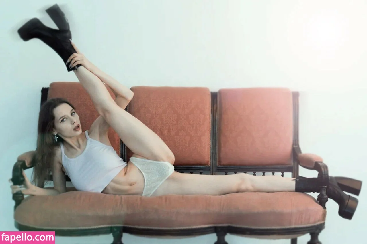 Flexible Beauties Onlyfans Photo Gallery 