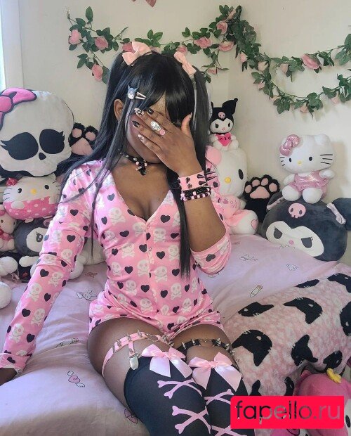Lilrawrs / urkittyz Nude Onlyfans Photo 51