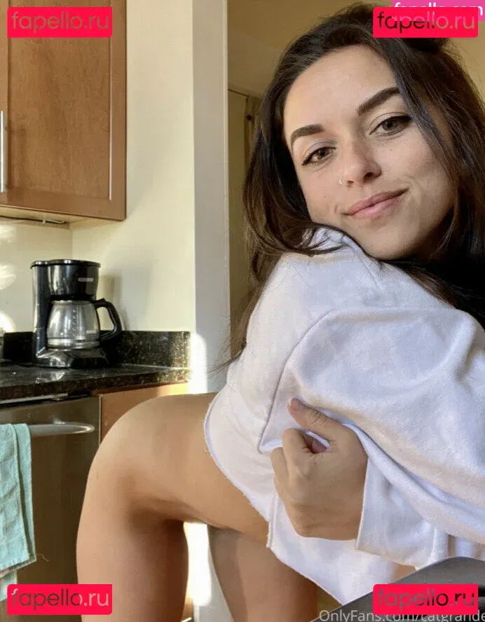 Cat_grande Onlyfans Photo Gallery 