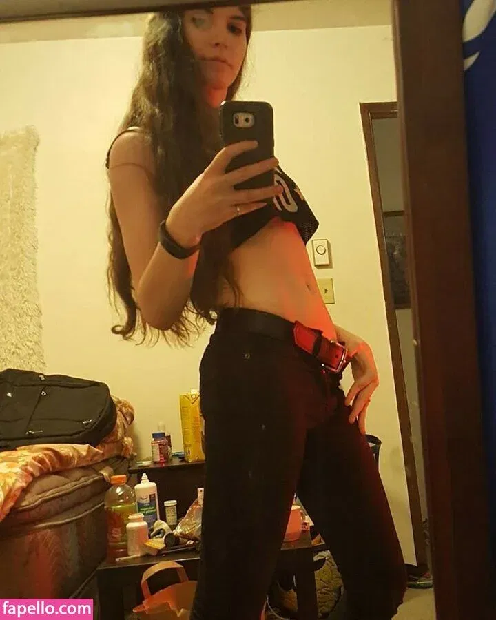 warmfreshpaint Onlyfans Photo Gallery 