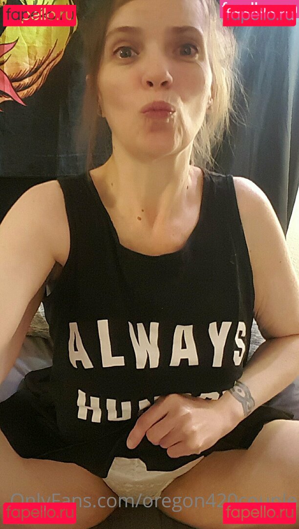 oregon420 / oregon420couple Onlyfans Photo Gallery 