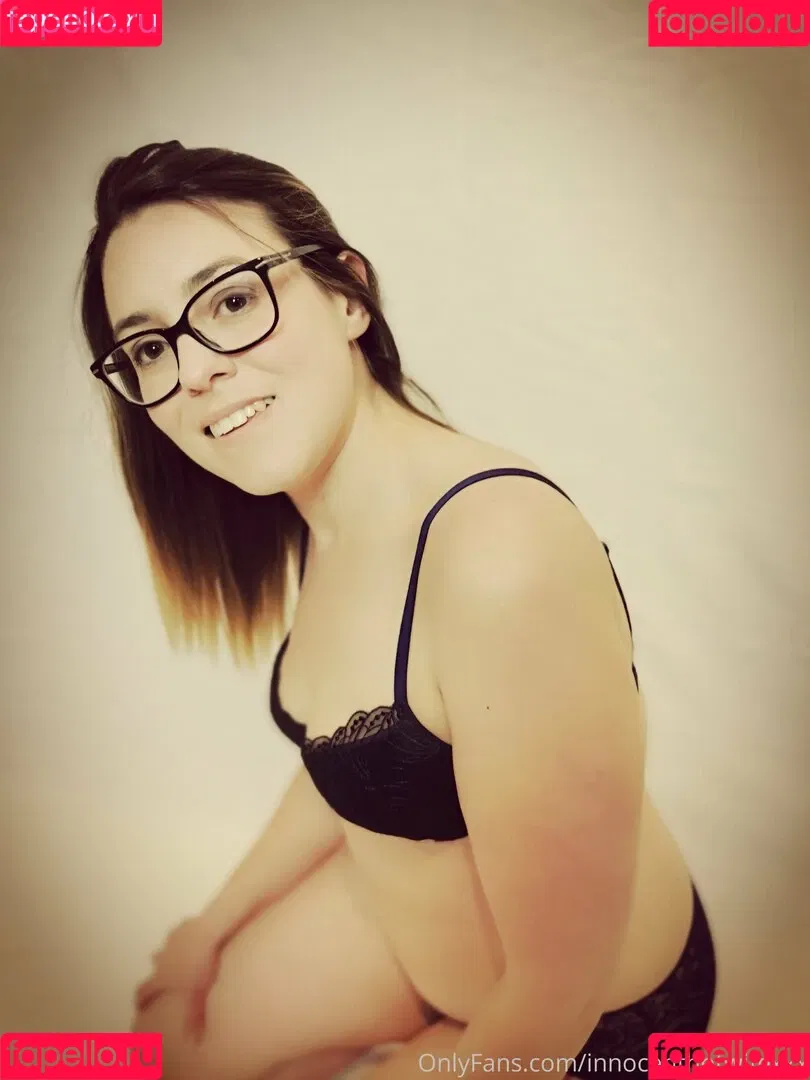 Innocenthotwifexxx Onlyfans Photo Gallery 