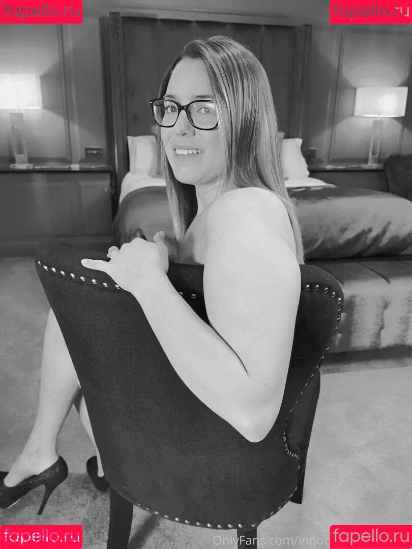 Innocenthotwifexxx Onlyfans Photo Gallery 