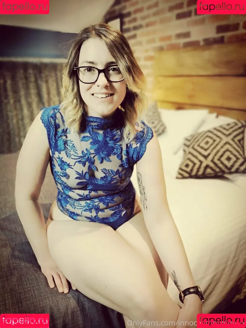 Innocenthotwifexxx Onlyfans Photo Gallery 