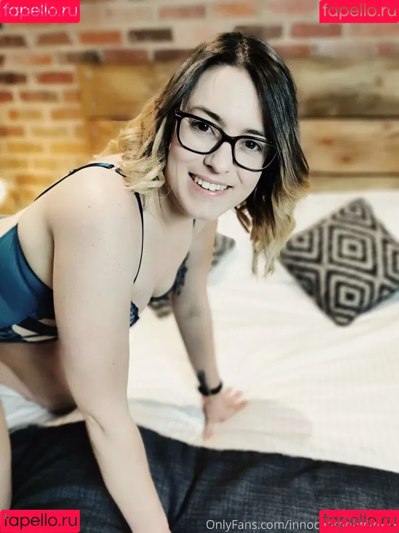 Innocenthotwifexxx Onlyfans Photo Gallery 