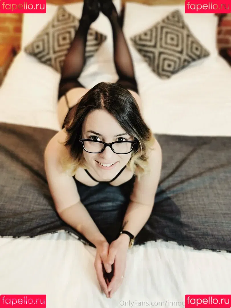 Innocenthotwifexxx Onlyfans Photo Gallery 