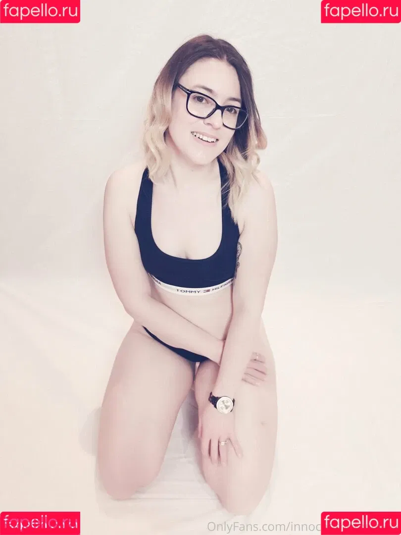 Innocenthotwifexxx Onlyfans Photo Gallery 