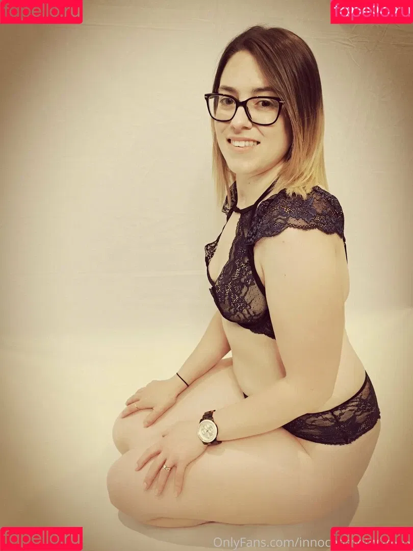 Innocenthotwifexxx Onlyfans Photo Gallery 