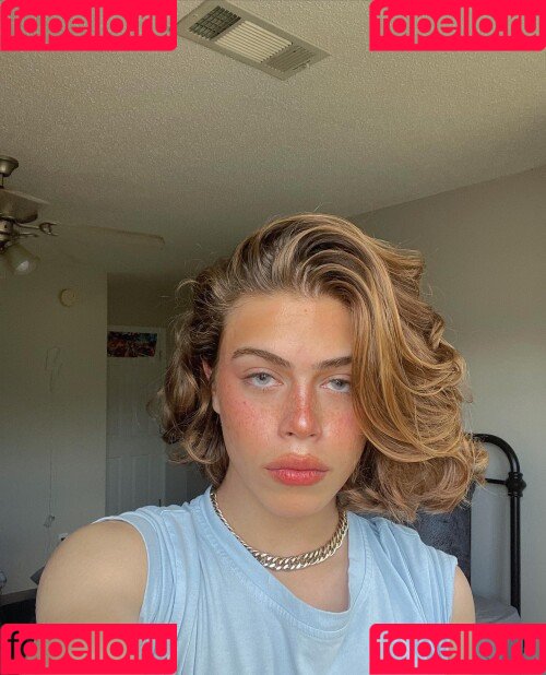 Luigi Primero Onlyfans Photo Gallery 