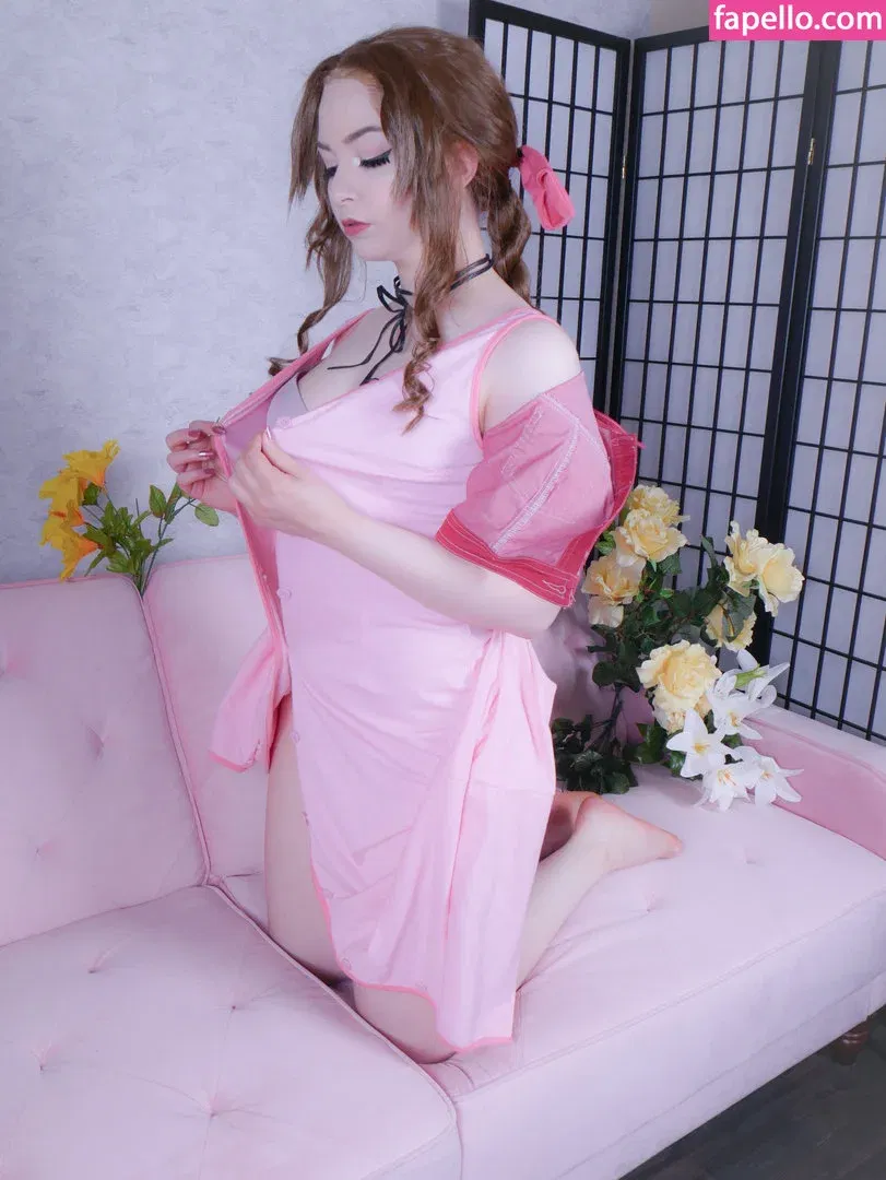 Darling Ducky Cos Onlyfans Photo Gallery 