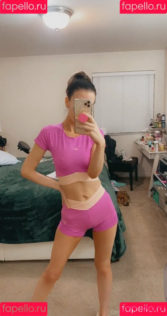 khloeeluca Onlyfans Photo Gallery 