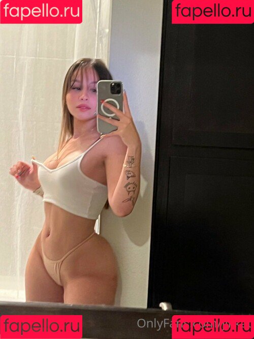 Jilikat Onlyfans Photo Gallery 