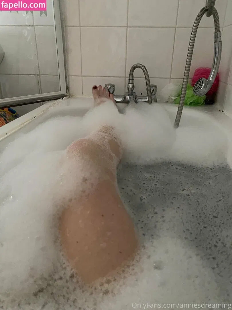 annieecharlottefree Onlyfans Photo Gallery 