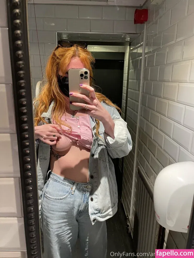 annieecharlottefree Onlyfans Photo Gallery 