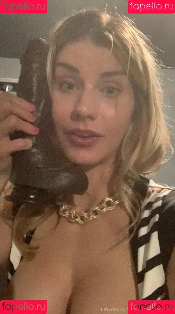 Cassie Bender Onlyfans Photo Gallery 