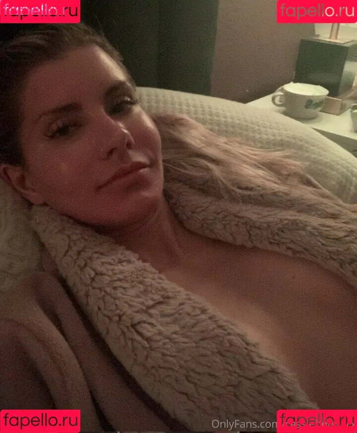 Cassie Bender Onlyfans Photo Gallery 