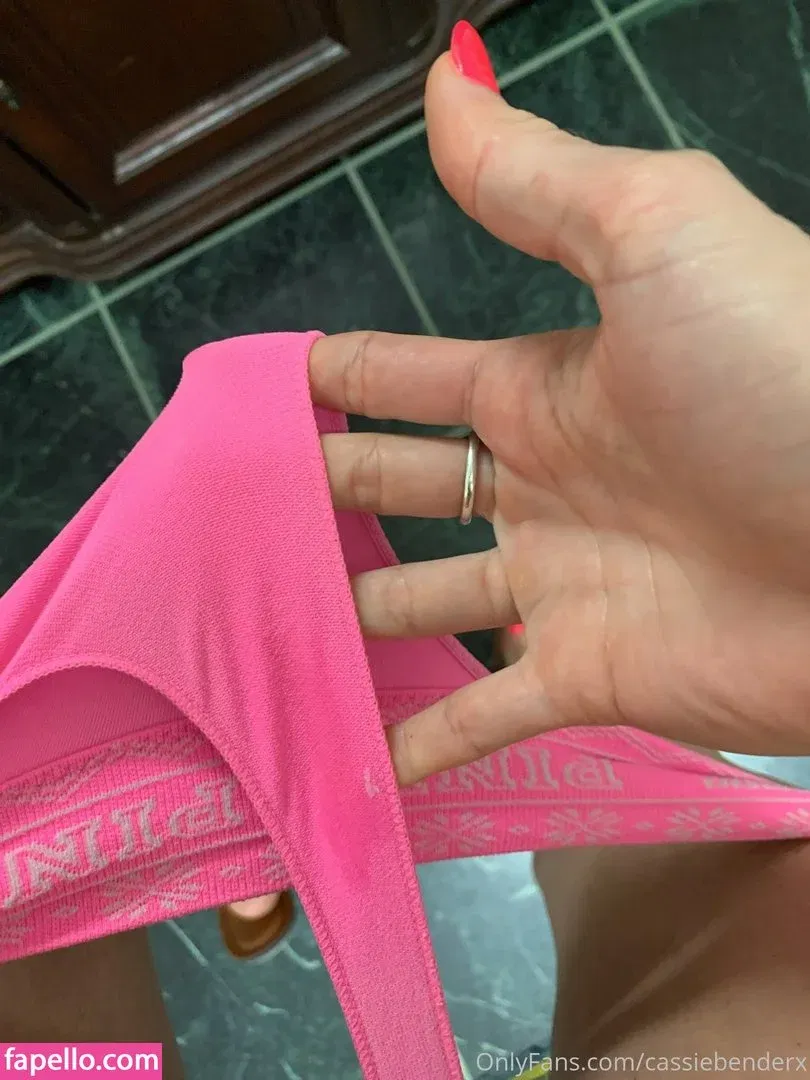 Cassie Bender Onlyfans Photo Gallery 