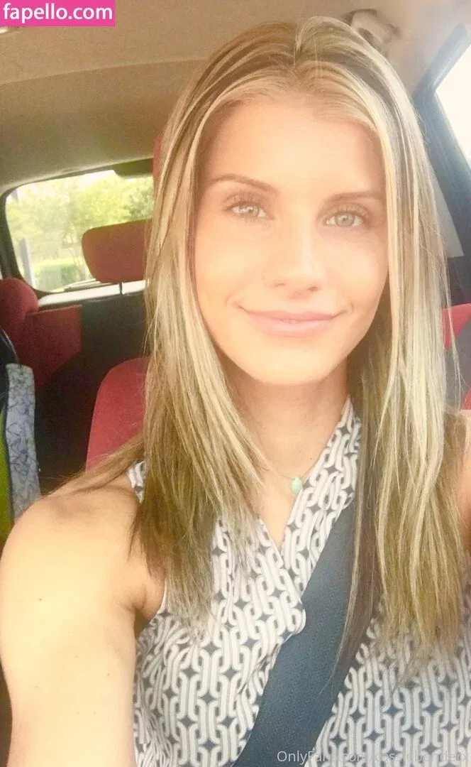 Cassie Bender Onlyfans Photo Gallery 