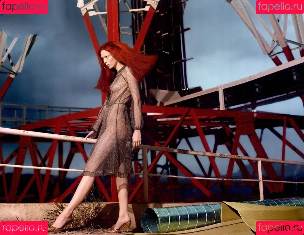 Karen Elson Onlyfans Photo Gallery 
