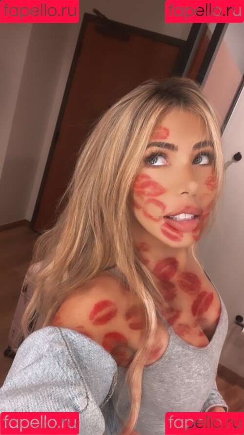 Emmy Corinne Onlyfans Photo Gallery 