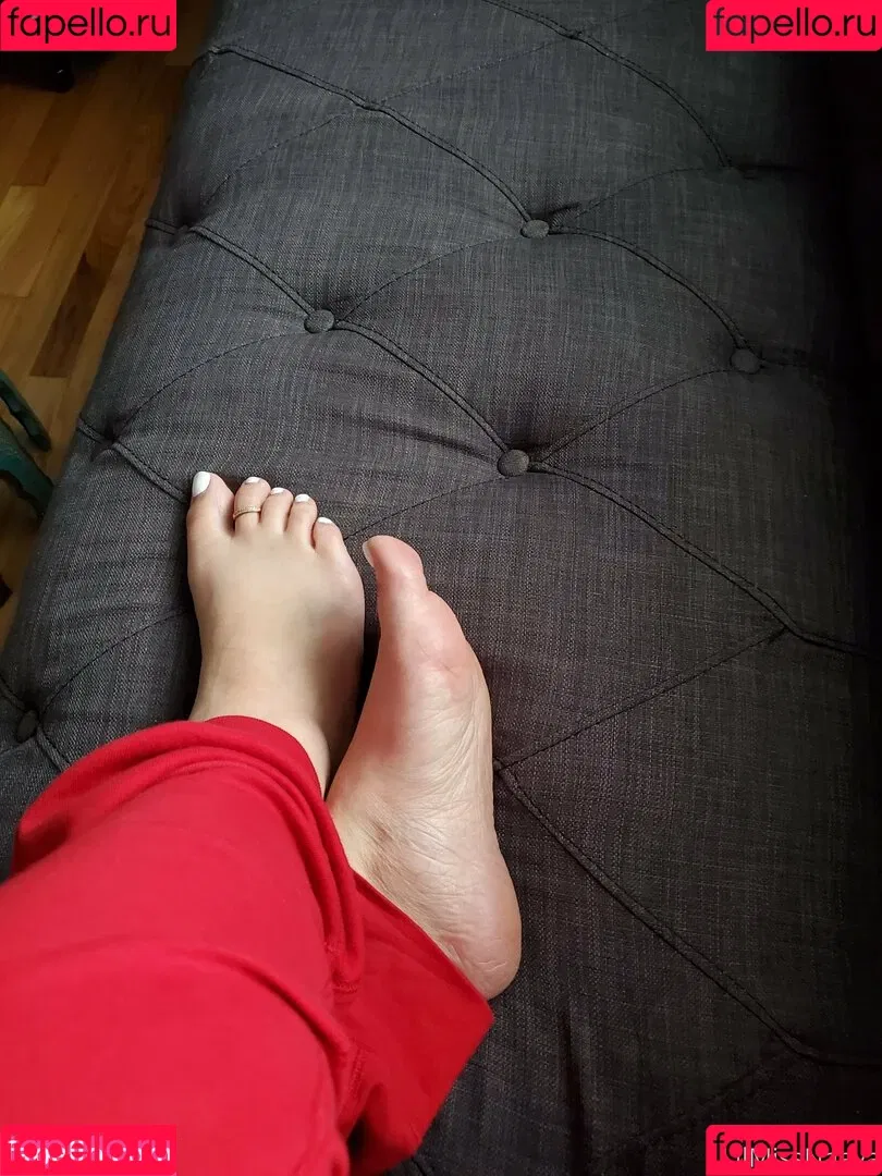 lilmissnaaya Onlyfans Photo Gallery 