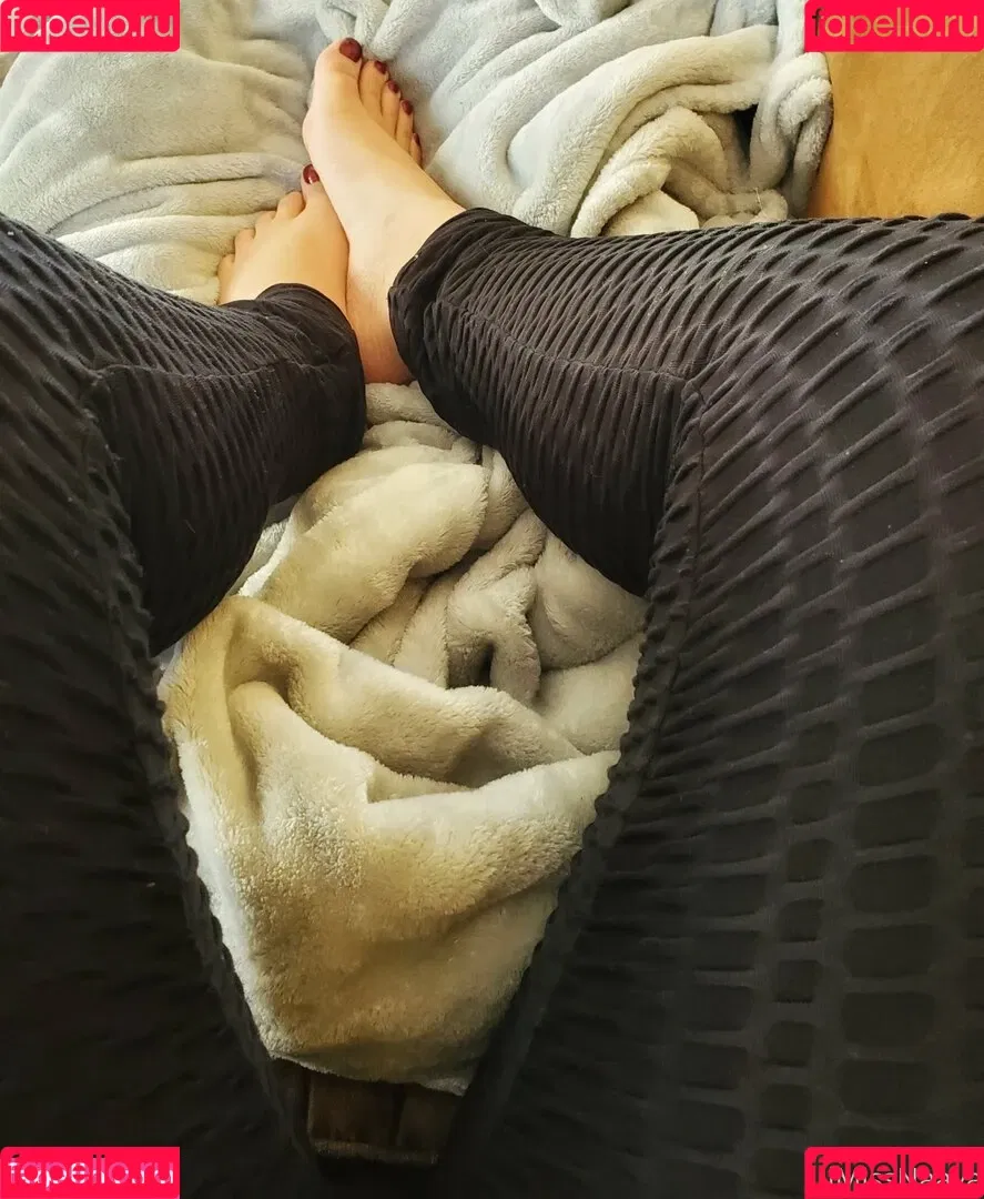 lilmissnaaya Onlyfans Photo Gallery 