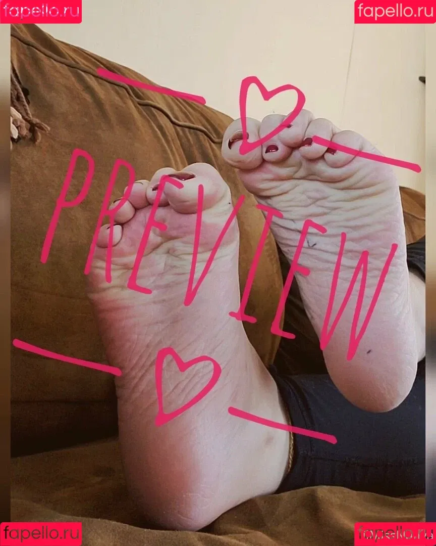 lilmissnaaya Onlyfans Photo Gallery 