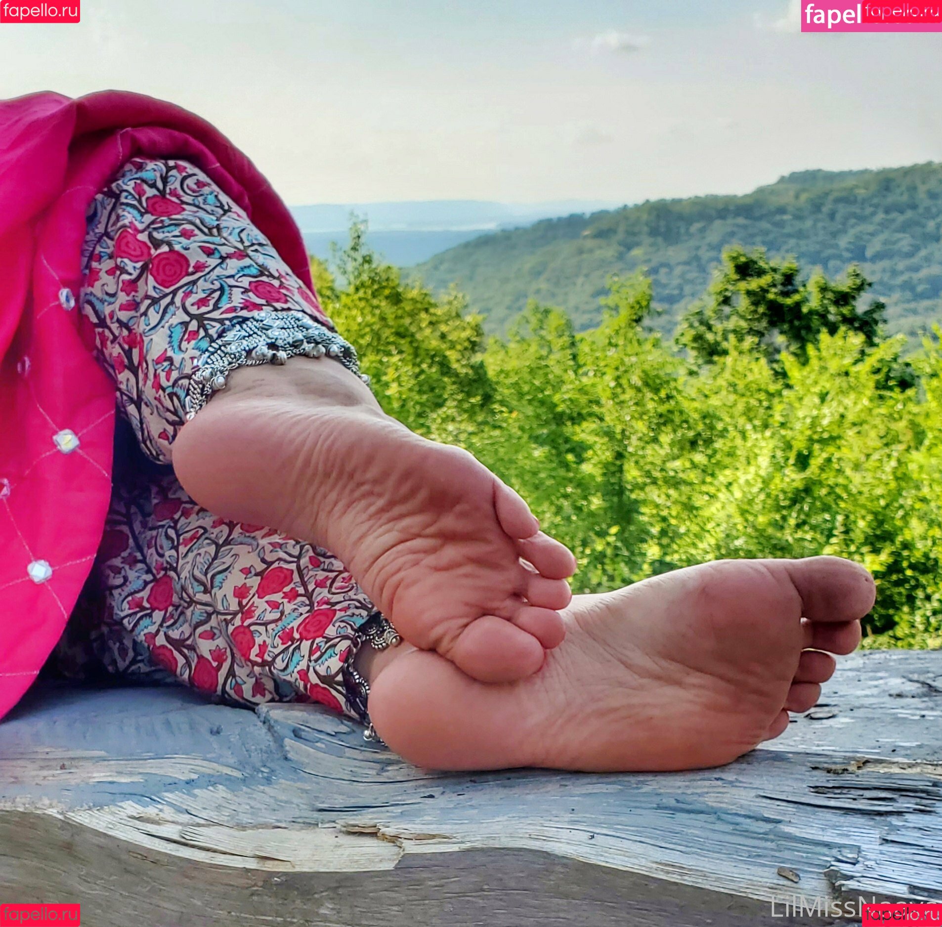 lilmissnaaya Onlyfans Photo Gallery 