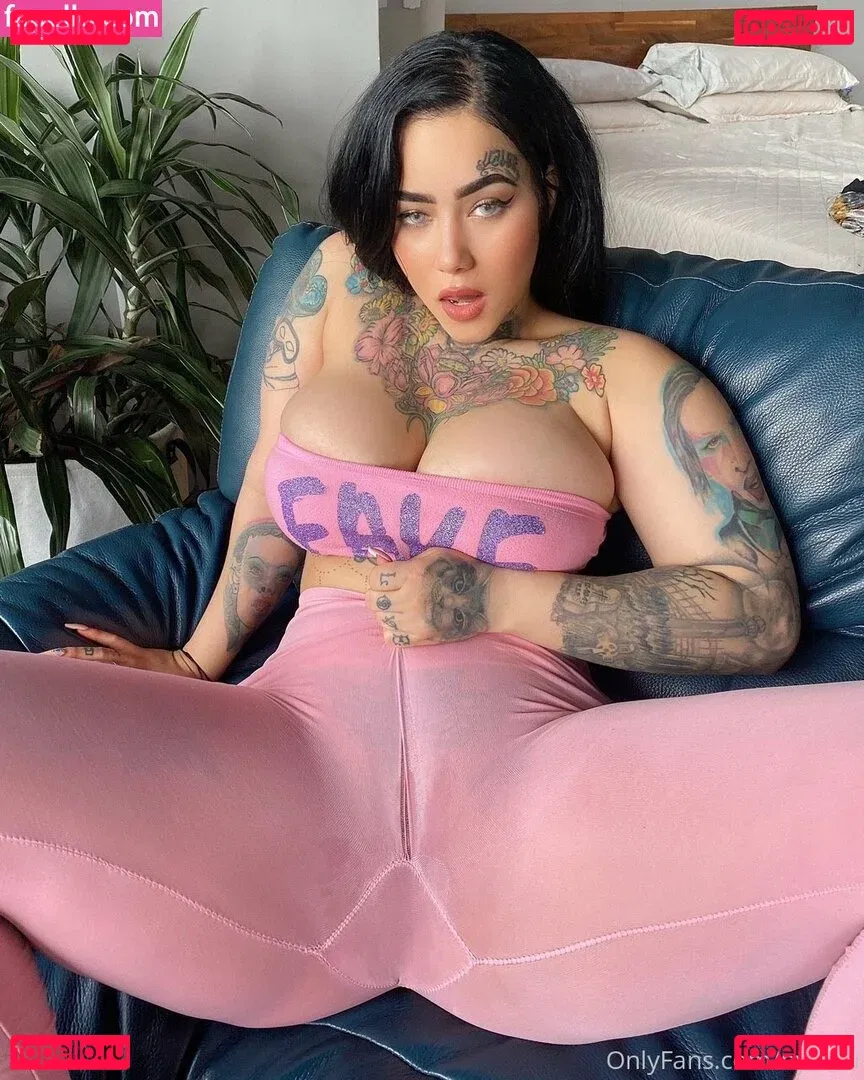 nyablu Onlyfans Photo Gallery 