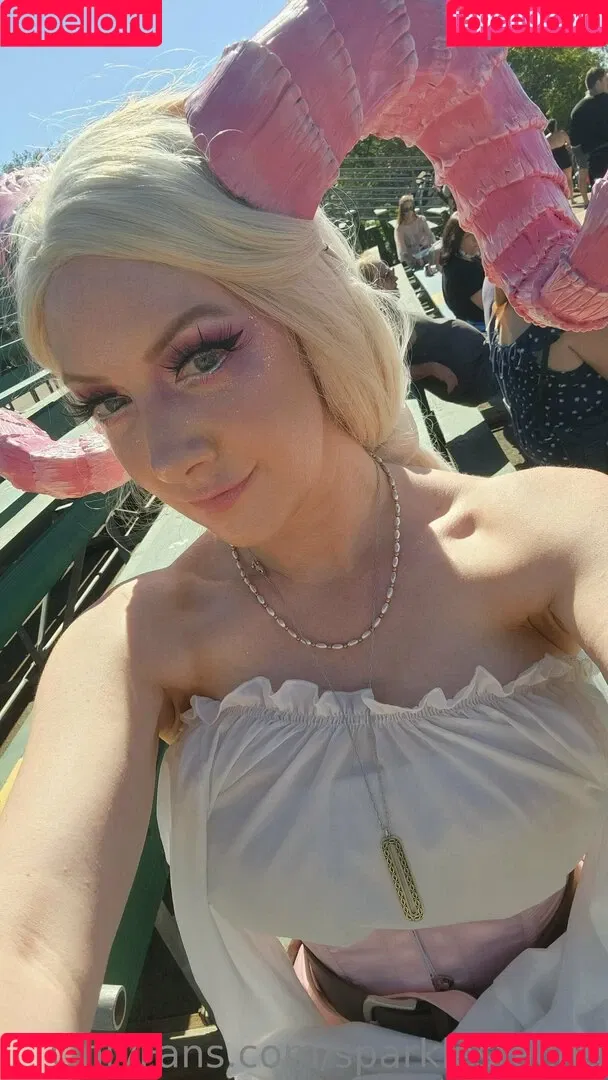 sparklestache Onlyfans Photo Gallery 