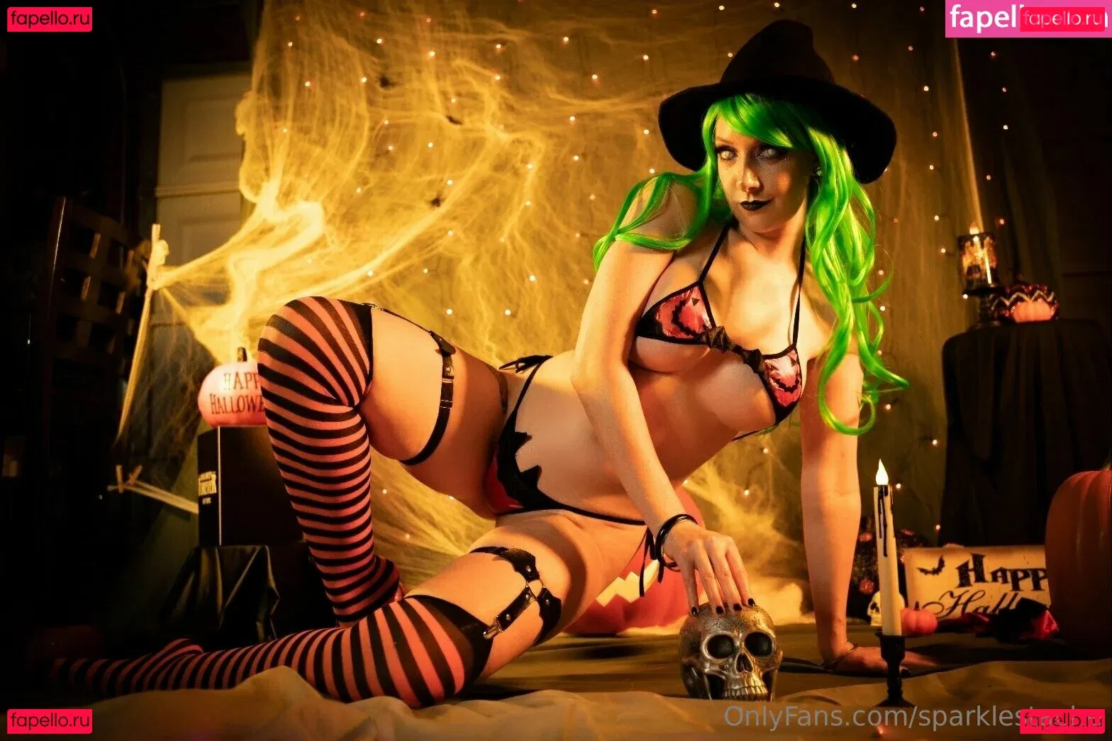 sparklestache Onlyfans Photo Gallery 