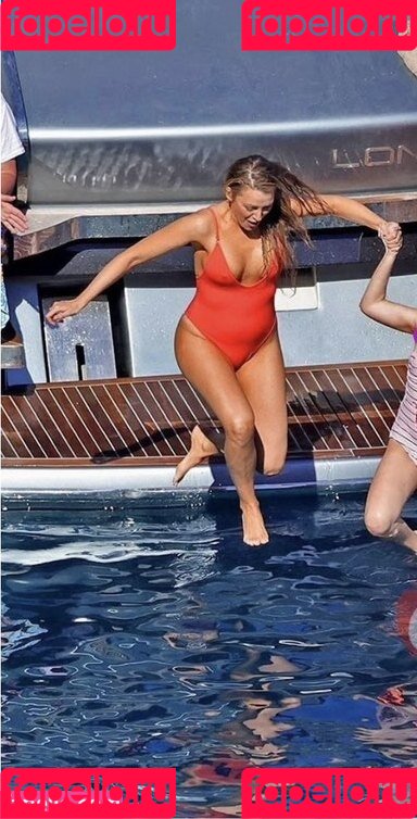 Blake Lively Onlyfans Photo Gallery 