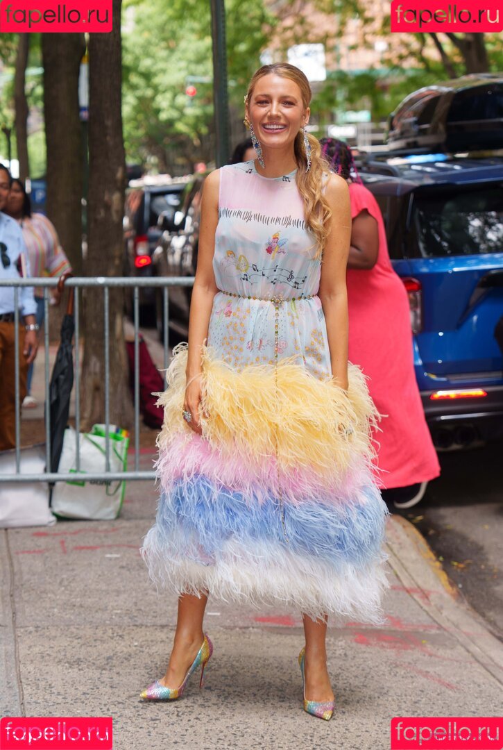 Blake Lively Onlyfans Photo Gallery 