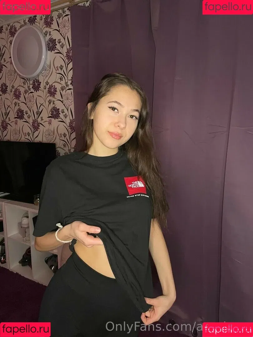 amyloou Onlyfans Photo Gallery 