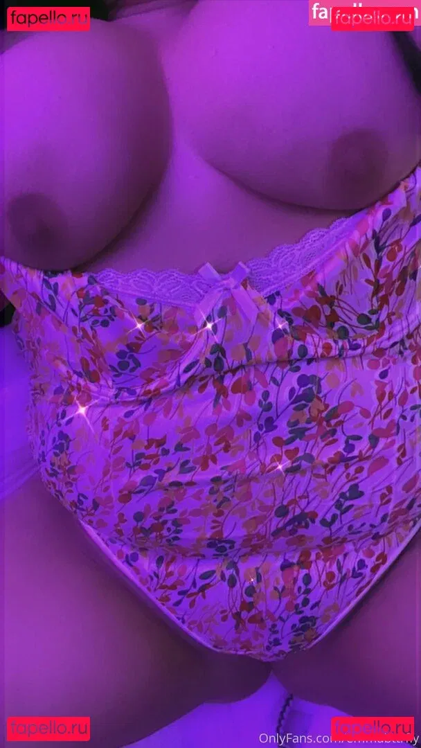 emmabttrfly Onlyfans Photo Gallery 