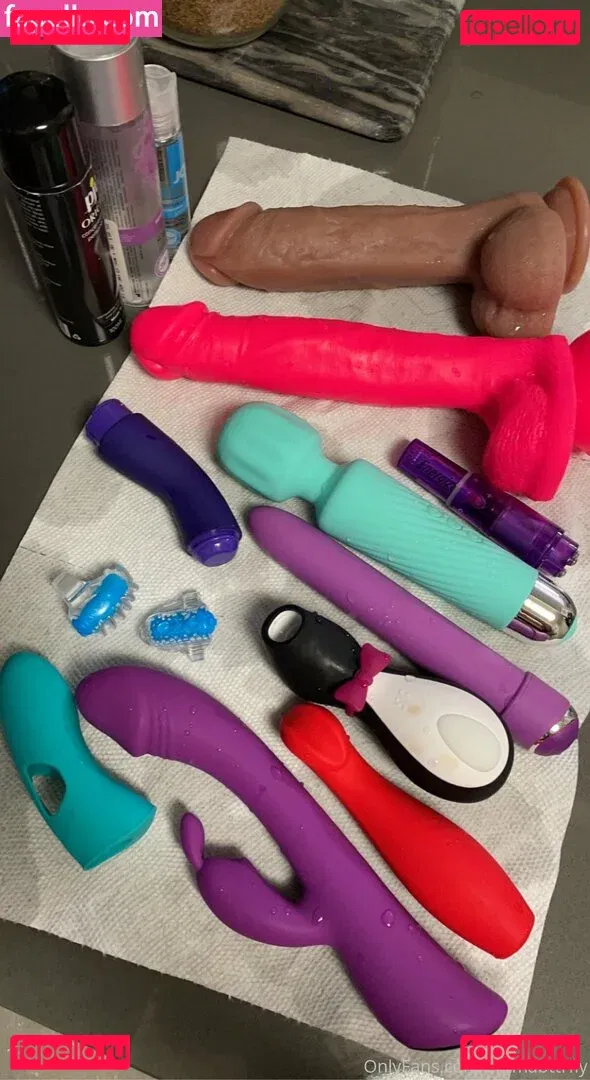 emmabttrfly Onlyfans Photo Gallery 