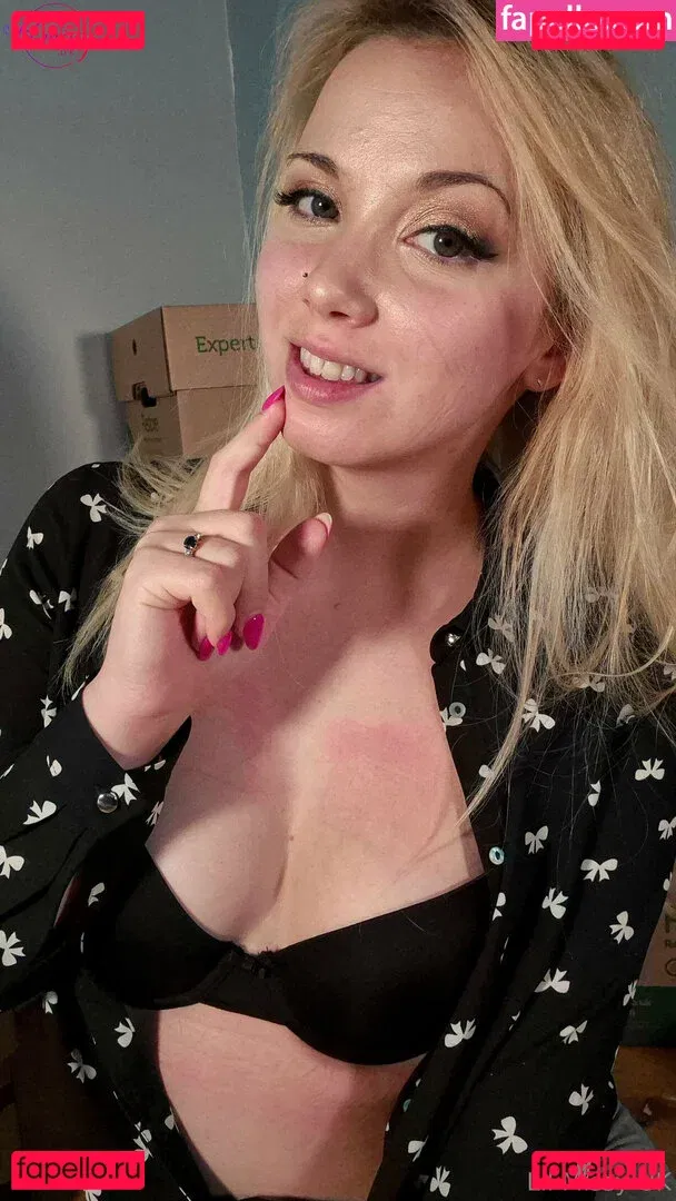 LiLMissyUK Onlyfans Photo Gallery 