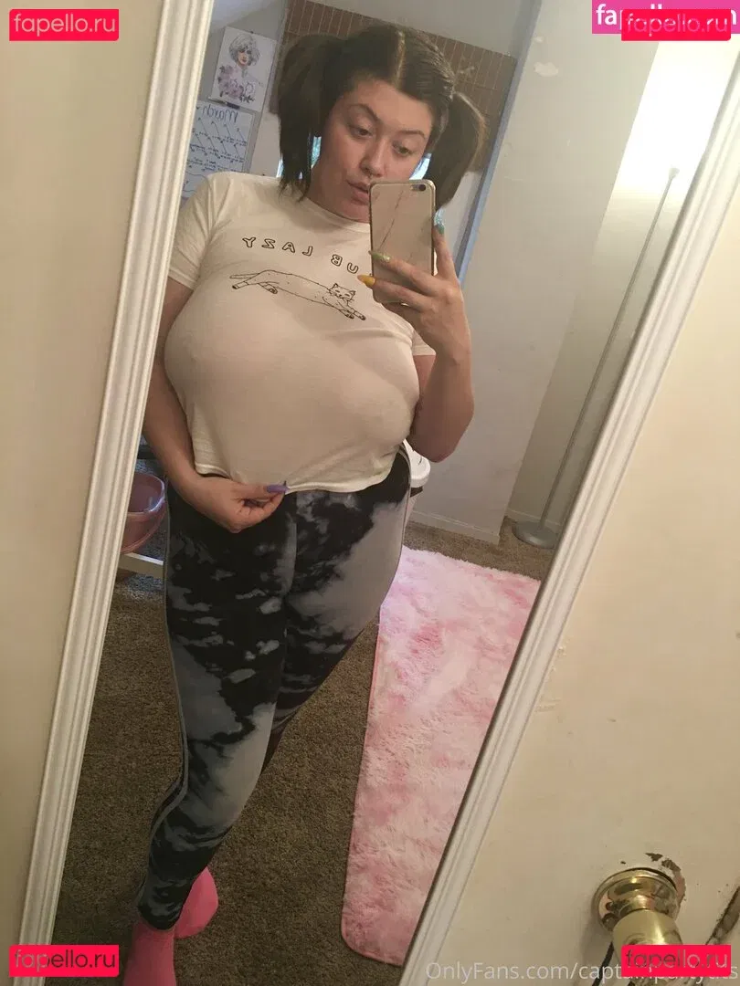 captainpartytits Onlyfans Photo Gallery 