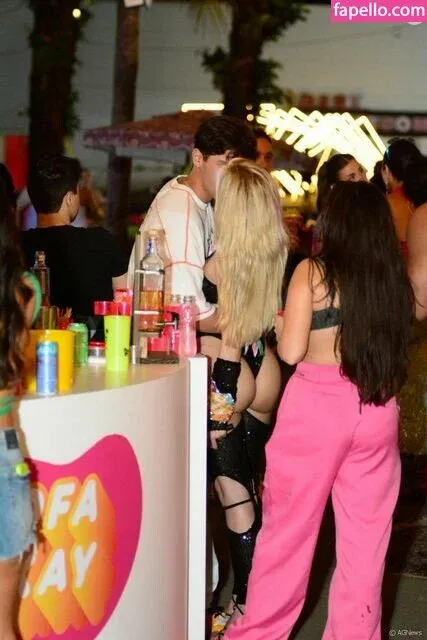 Farofa Da GKay Onlyfans Photo Gallery 