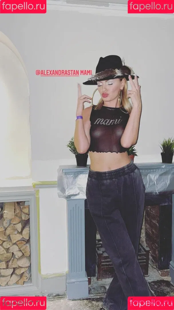 Alexandra Stan Onlyfans Photo Gallery 