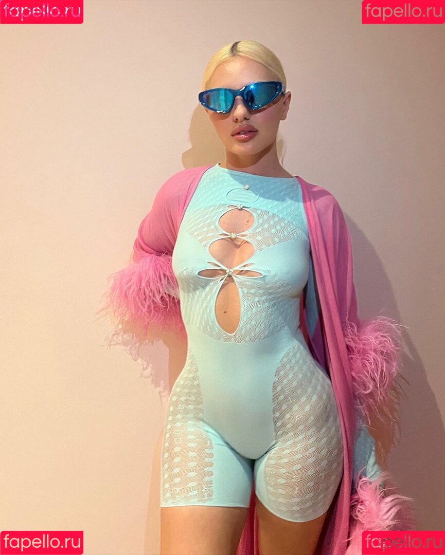 Alexandra Stan Onlyfans Photo Gallery 