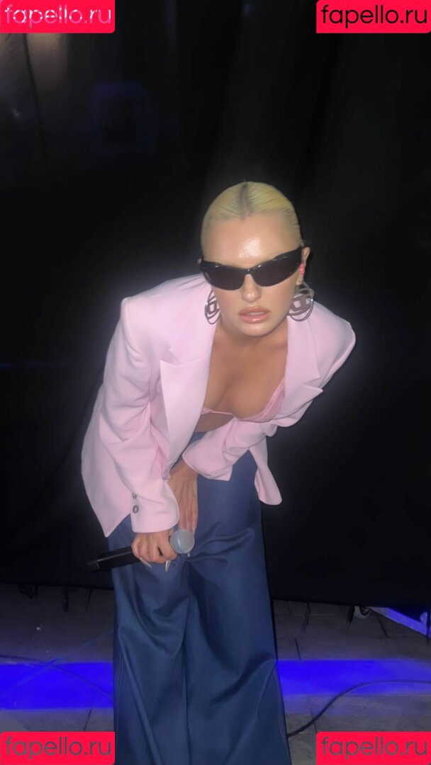 Alexandra Stan Onlyfans Photo Gallery 