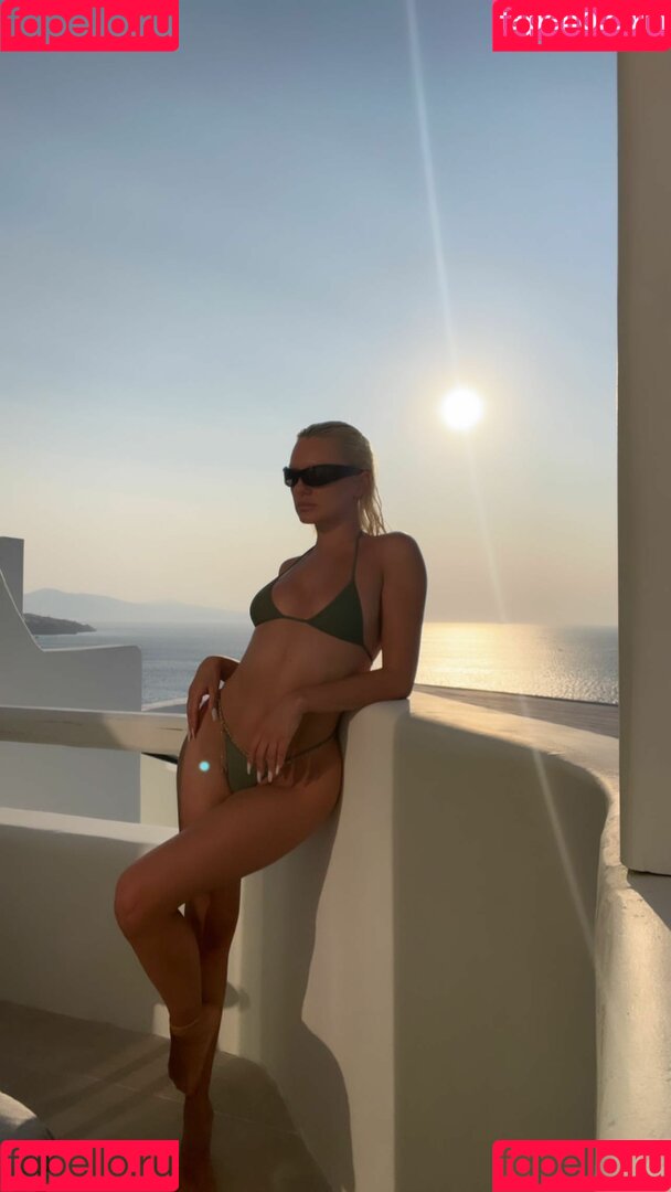 Alexandra Stan Onlyfans Photo Gallery 