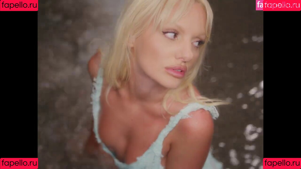 Alexandra Stan Onlyfans Photo Gallery 