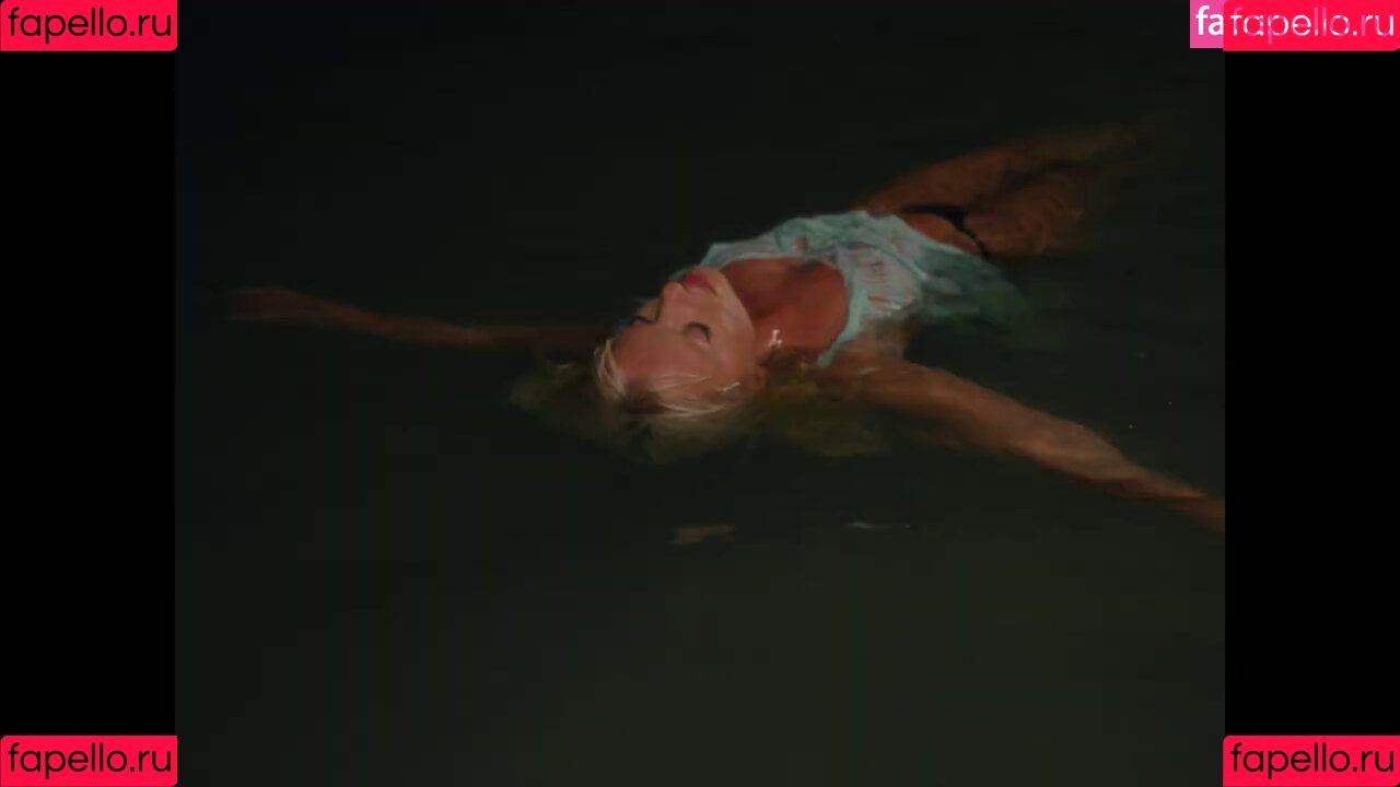 Alexandra Stan Onlyfans Photo Gallery 