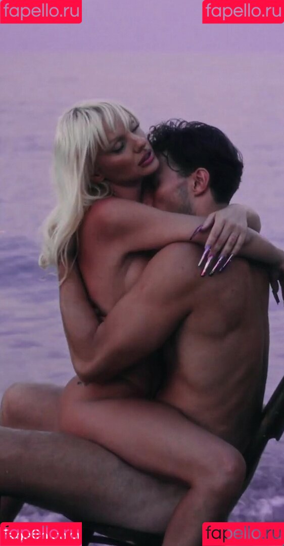 Alexandra Stan Onlyfans Photo Gallery 