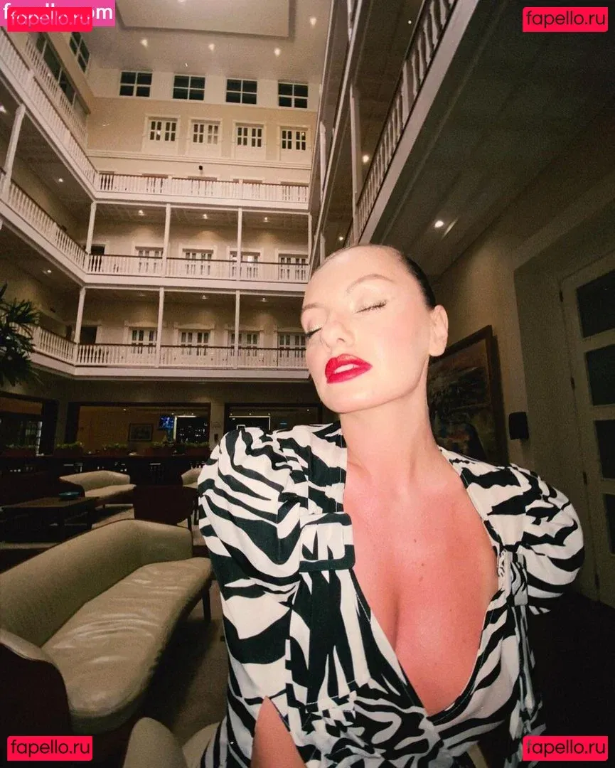 Alexandra Stan Onlyfans Photo Gallery 