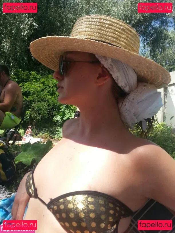 Alexandra Stan Onlyfans Photo Gallery 